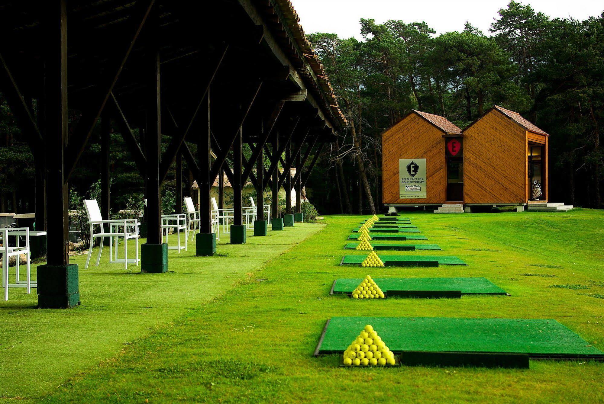 Chateau Et Golf De Taulane Ля-Мартр Экстерьер фото
