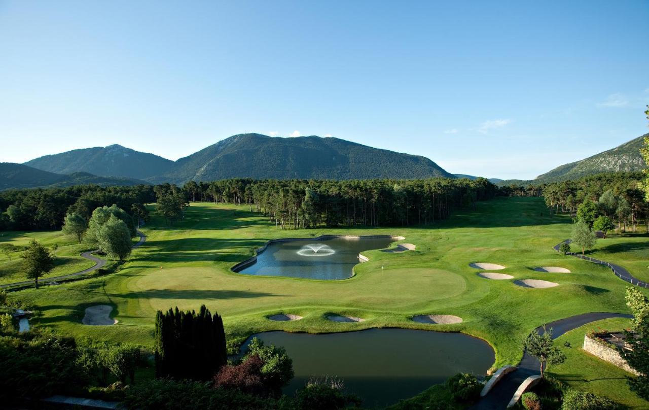 Chateau Et Golf De Taulane Ля-Мартр Номер фото